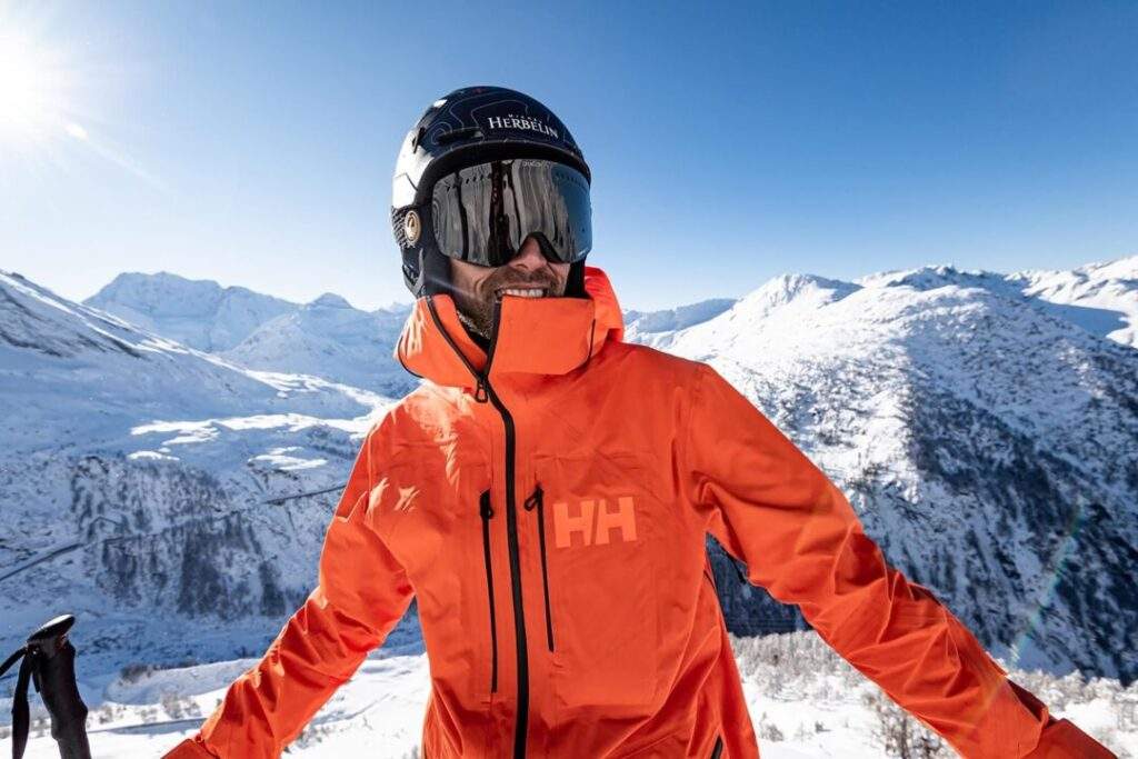 Las 17 Mejores Marcas de Ropa de Esqui 1 Vulcano Expediciones Vulcano Expediciones Las 17 Mejores Marcas de Ropa de Esqui